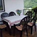 Huber Apartment *