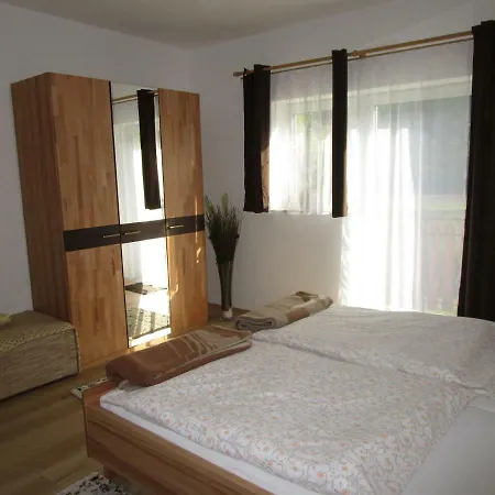 Huber * Engelhartszell