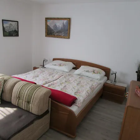 Huber * Engelhartszell