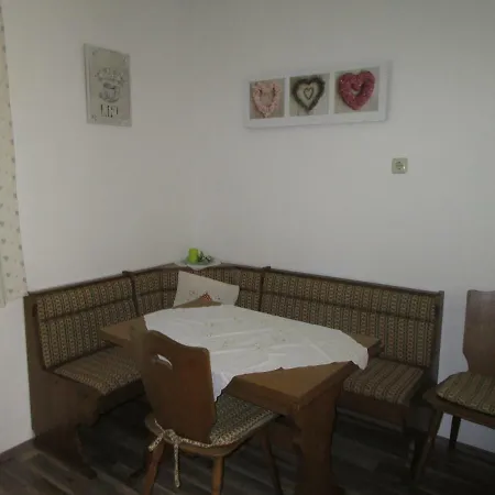 Daire Huber Engelhartszell